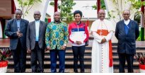 Kardinali Kambanda  i Burundi, yakiriwe na Perezida Ndayishimiye